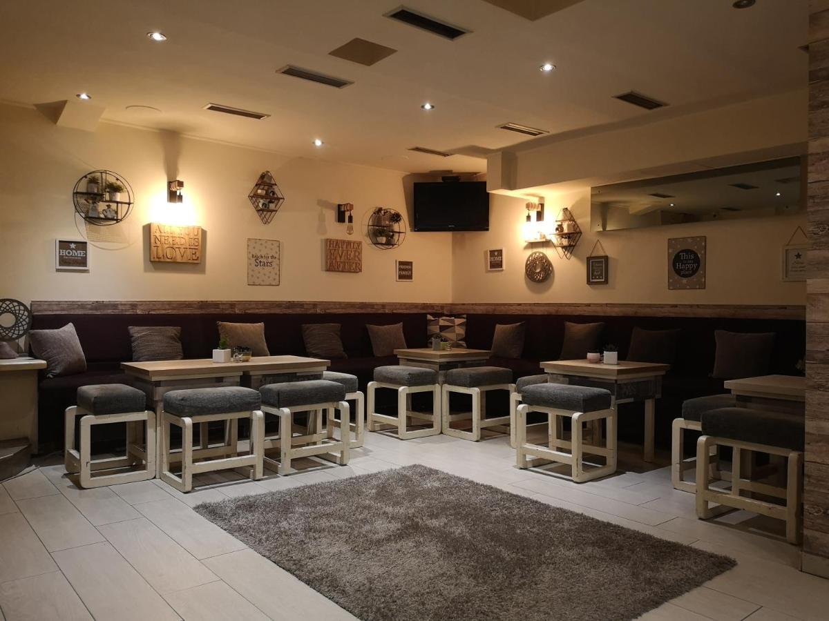 麦迪逊酒店 萨格勒布 外观 照片